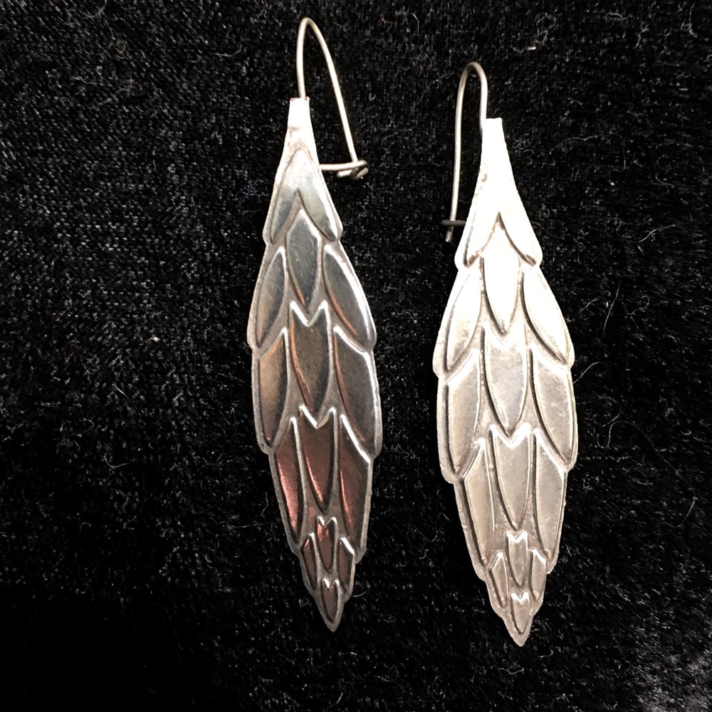 Sterling silver 925 pierced earrings